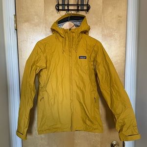 Patagonia Torrentshell 3L rain jacket men’s XS yellow